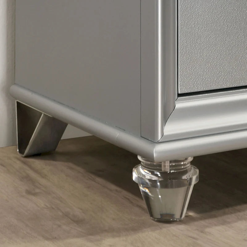 Xian Contemporary 56-inch Wide 8-Drawer Solid Wood Dresser by Furniture of America